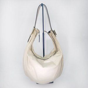 GUCCI - Calfskin Duchessa Hobo Off White/Cream Medium Sized Bag